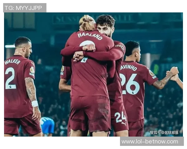 英超激战曼城狂胜拜仁四球绝杀瞬间引发全场狂欢分析 英超激战曼城狂胜拜仁四球绝杀瞬间引发全场狂欢分析