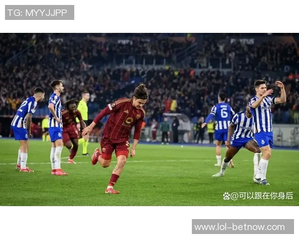 欧联杯激战波尔图与莱比锡战成平局精彩瞬间引发全场热烈反响