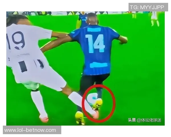 德甲精彩对决国米大胜里昂帽子戏法引发争议判罚热议 德甲精彩对决国米大胜里昂帽子戏法引发争议判罚热议