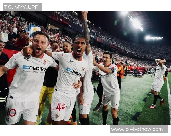 德甲焦点战曼联与尤文图斯激战成平局引发全场热议