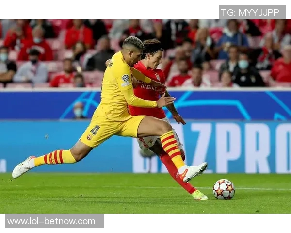 中超精彩对决巴萨与本菲卡激战成平局引发全场热烈反响