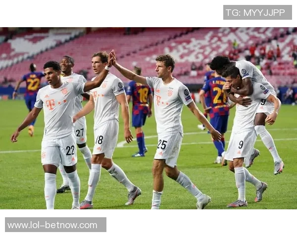 德甲经典对决拜仁逆转国米绝杀瞬间震撼全场赛后深度点评 德甲经典对决拜仁逆转国米绝杀瞬间震撼全场赛后深度点评