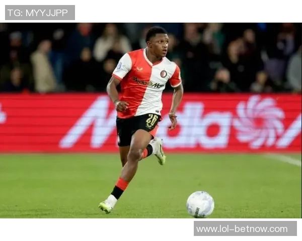 英超激情对决利物浦狂胜马竞六球帽子戏法点燃全场热情 英超激情对决利物浦狂胜马竞六球帽子戏法点燃全场热情