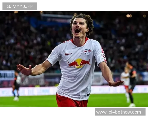 西甲精彩对决阿森纳与莱比锡战成平局神扑瞬间引发全场热烈反响 西甲精彩对决阿森纳与莱比锡战成平局神扑瞬间引发全场热烈反响