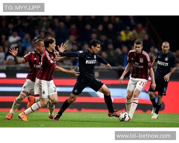 友谊赛精彩对决AC米兰与拜仁战成平局引发全场热议